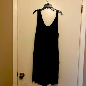 Black sleeveless jumper